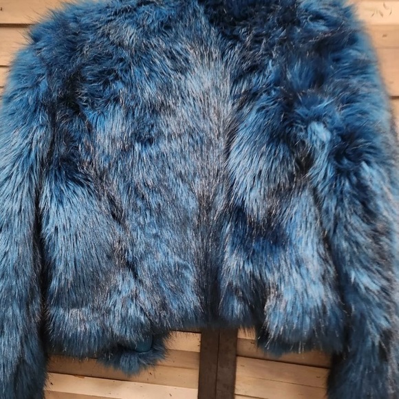 Helene Berman London Blue Faux Fur Jacket medium NWT - Picture 2 of 4